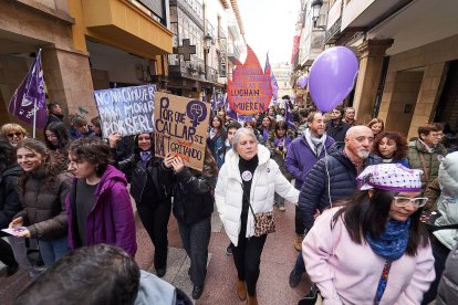 Soria se tiñe de morado por la igualdad en el 8M.