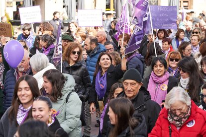 Soria se tiñe de morado por la igualdad en el 8M.