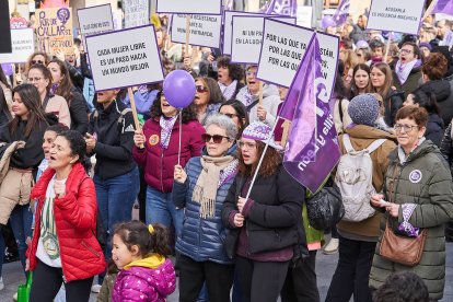 Soria se tiñe de morado por la igualdad en el 8M.