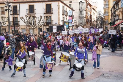 Soria se tiñe de morado por la igualdad en el 8M.