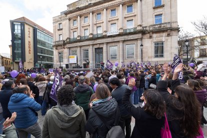 Soria se tiñe de morado por la igualdad en el 8M.