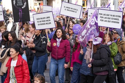 Soria se tiñe de morado por la igualdad en el 8M.