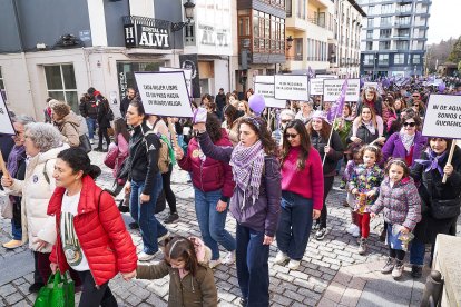 Soria se tiñe de morado por la igualdad en el 8M.