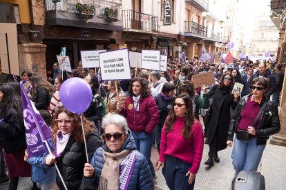 Soria se tiñe de morado por la igualdad en el 8M.
