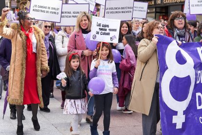 Soria se tiñe de morado por la igualdad en el 8M.