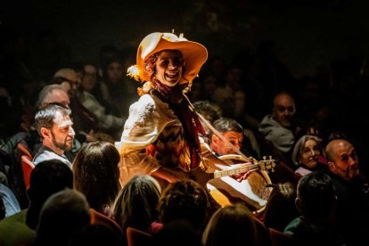 Una fiesta que puso a bailar a todo el Palacio de la Audiencia