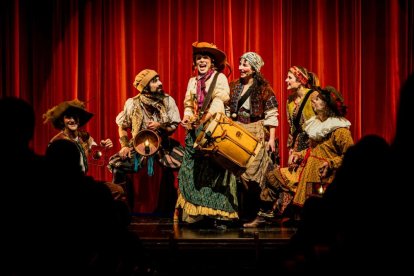 Una fiesta que puso a bailar a todo el Palacio de la Audiencia