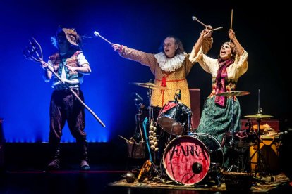 Una fiesta que puso a bailar a todo el Palacio de la Audiencia