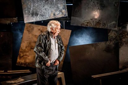 Una adaptación a las tablas por Ignacio del Moral y Javier Hernández-Simón