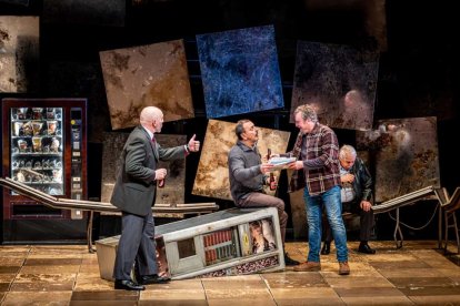 Una adaptación a las tablas por Ignacio del Moral y Javier Hernández-Simón