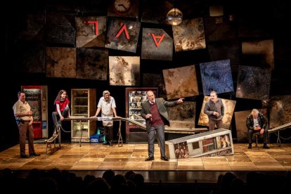 Una adaptación a las tablas por Ignacio del Moral y Javier Hernández-Simón