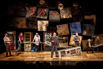 Una adaptación a las tablas por Ignacio del Moral y Javier Hernández-Simón