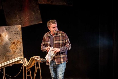 Una adaptación a las tablas por Ignacio del Moral y Javier Hernández-Simón