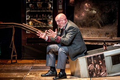 Una adaptación a las tablas por Ignacio del Moral y Javier Hernández-Simón