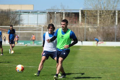 El equipo prepara el choque ante la Sarriana