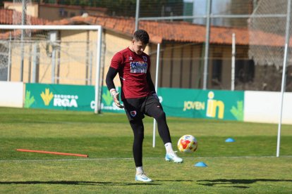 El equipo prepara el choque ante la Sarriana