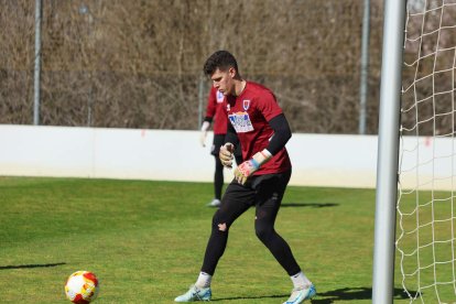 El equipo prepara el choque ante la Sarriana