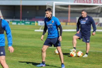 El equipo prepara el choque ante la Sarriana