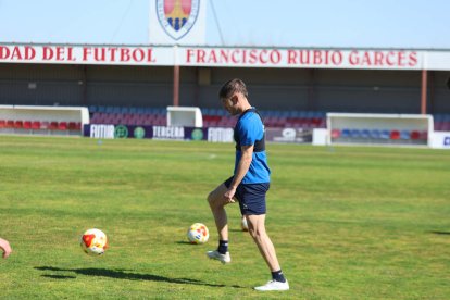 El equipo prepara el choque ante la Sarriana