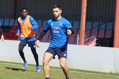 El equipo prepara el choque ante la Sarriana
