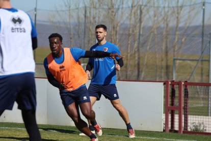 El equipo prepara el choque ante la Sarriana