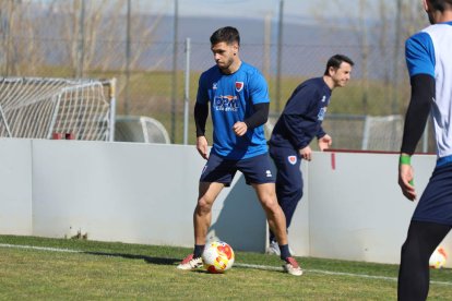 El equipo prepara el choque ante la Sarriana