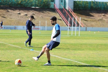 El equipo prepara el choque ante la Sarriana