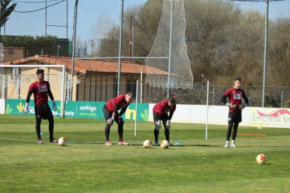 El equipo prepara el choque ante la Sarriana