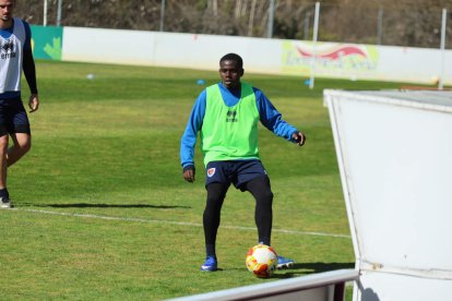 El equipo prepara el choque ante la Sarriana