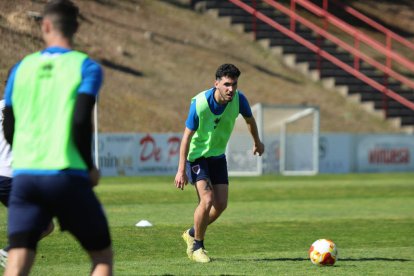 El equipo prepara el choque ante la Sarriana