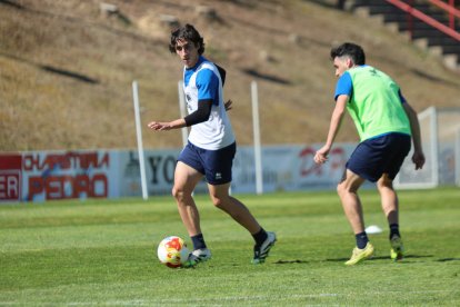 El equipo prepara el choque ante la Sarriana