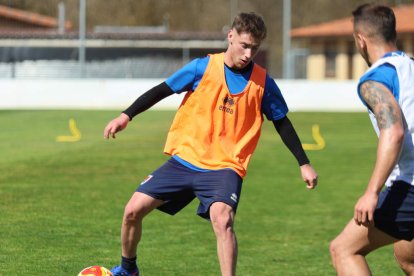 El equipo prepara el choque ante la Sarriana