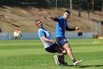 El equipo prepara el choque ante la Sarriana