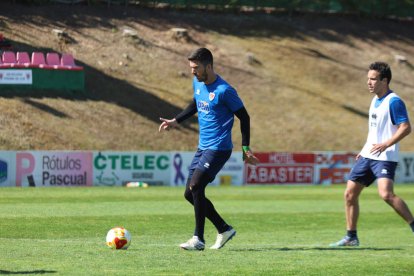 El equipo prepara el choque ante la Sarriana