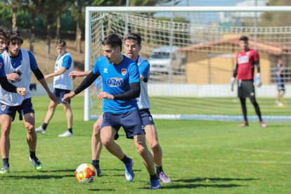 El equipo prepara el choque ante la Sarriana