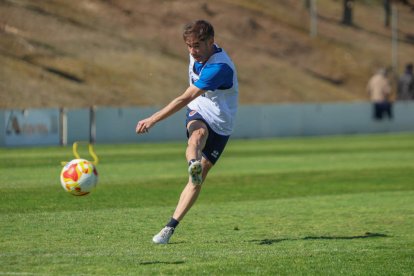 El equipo prepara el choque ante la Sarriana