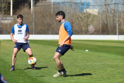 El equipo prepara el choque ante la Sarriana