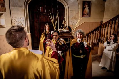 La procesión preludia la Semana Santa en la capital