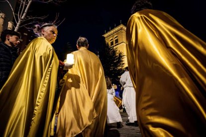 La procesión preludia la Semana Santa en la capital