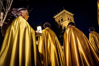 La procesión preludia la Semana Santa en la capital