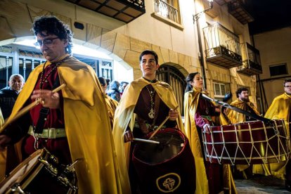 La procesión preludia la Semana Santa en la capital