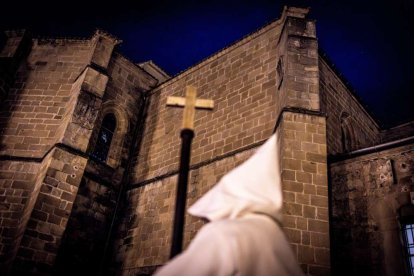 Un recorrido entre la ermita de la Virgen del Mirón y la Concatedral de San Pedro