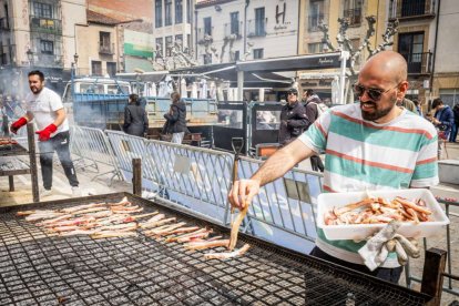 Jóvenes solidarios contra el hambre