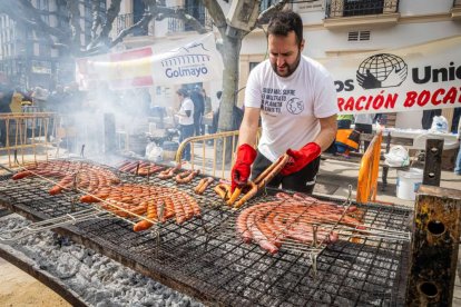 Jóvenes solidarios contra el hambre