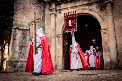 Viacrucis penitencial de la Cofradía de la Flagelación del Señor