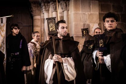 Una solemne marcha nocturna hasta la Concatedral