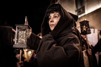 Una solemne marcha nocturna hasta la Concatedral