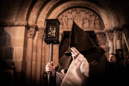 Una solemne marcha nocturna hasta la Concatedral