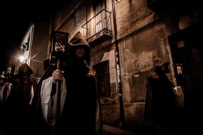 Una solemne marcha nocturna hasta la Concatedral