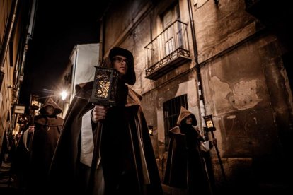 Una solemne marcha nocturna hasta la Concatedral